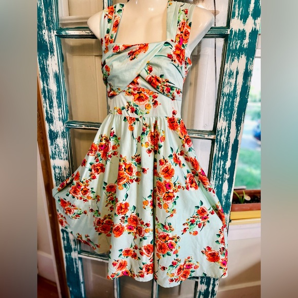 Dresses & Skirts - STUNNING ORIGINAL HAND MADE SUMMER DRESS!!!